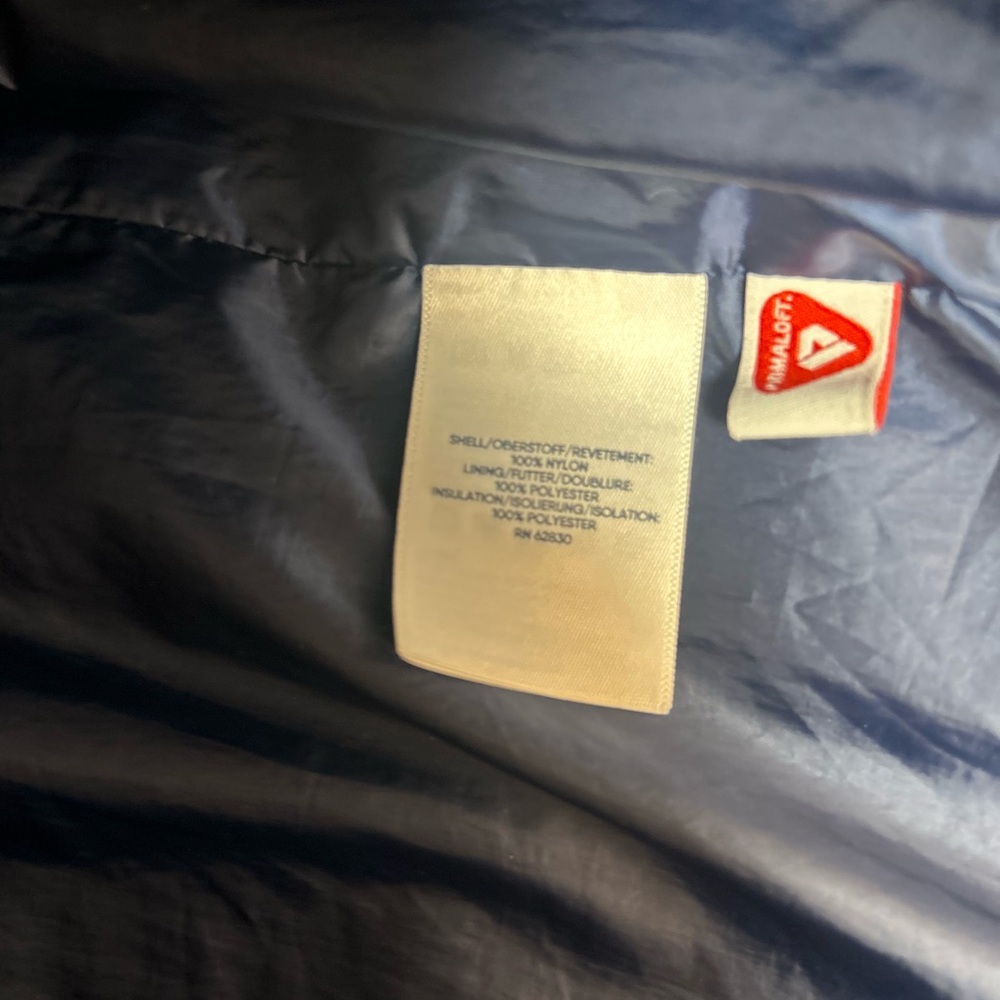 Lands End youth Primaloft navy blue hooded puffer jacket. Size XL ( 14H-16H). - Picture 5 of 8